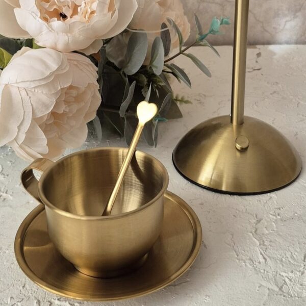 فنجان نعلبکی