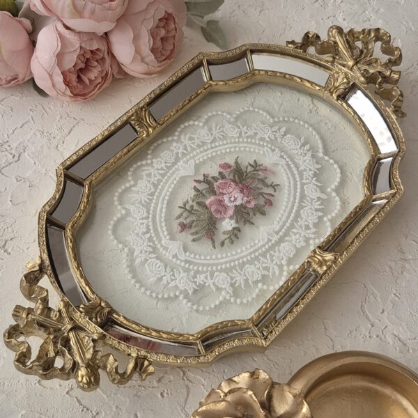 سینی کف دانتل ترک دسته پاپیون دور آینه